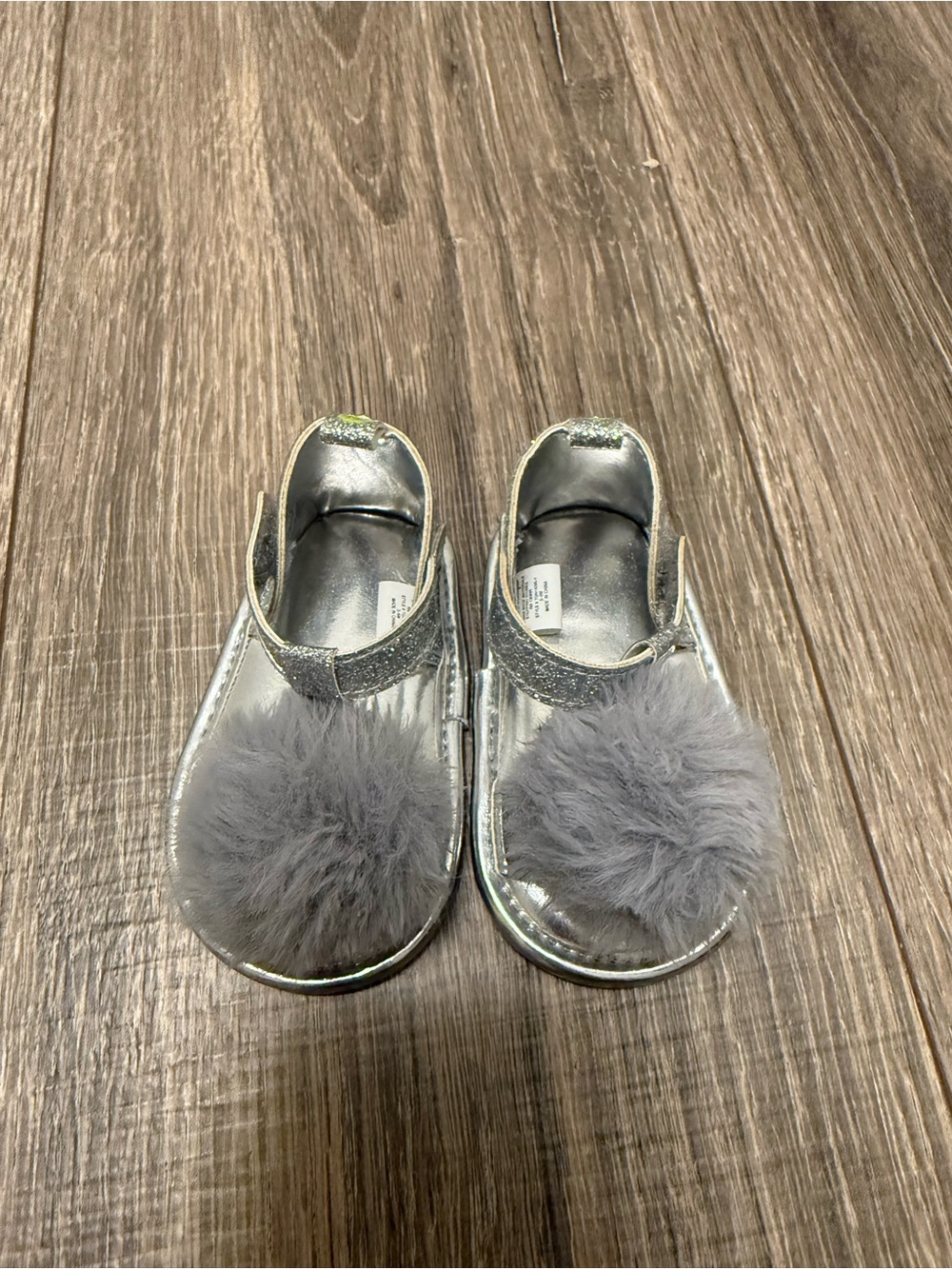 First Steps Baby Girls Silver Metallic Faux Fur Pom Pom Shoes Size 3-6 Months